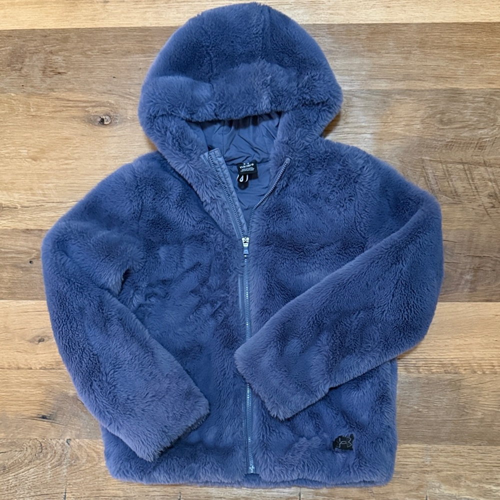 NWOT Under Armour Girl’s Faux Fur Hooded Jacket - Size YL